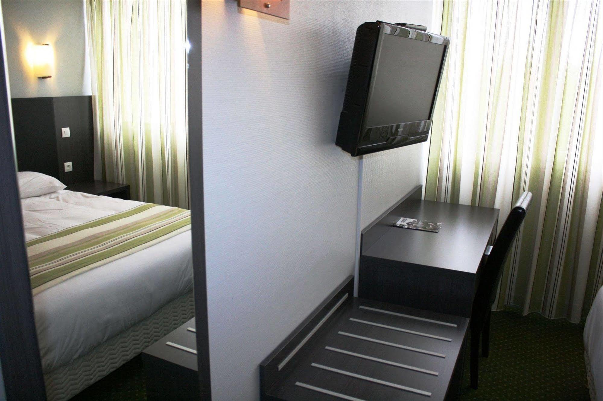 Hotel Cit'hotel Atlantic 2*